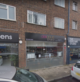 <b> LET - 435 Uxbridge Road, Hatch End </b>