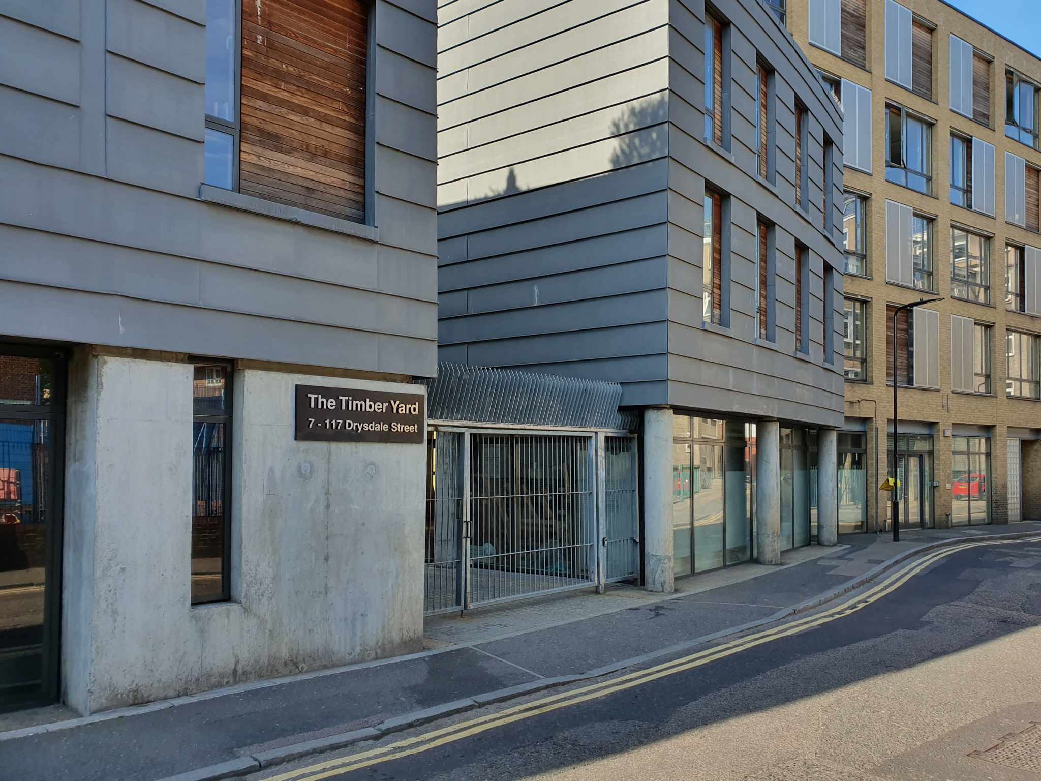<b> NEW INSTRUCTION - The Timber Yard, London N1 <b>
